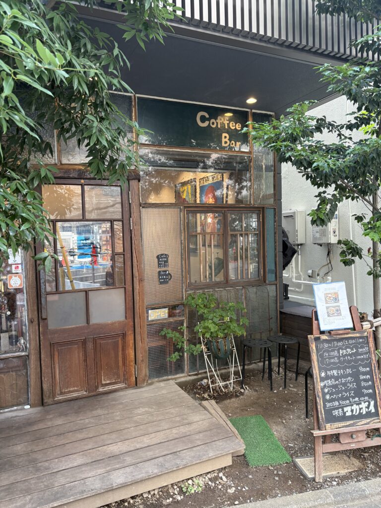 喫茶マカボイの外観写真
